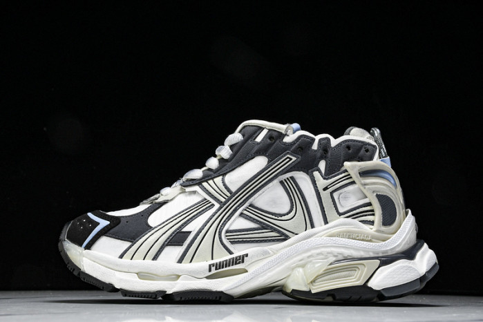 BLCG RUNNER SNEAKER
