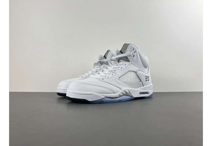 Air Jordan 5 “White Metallic” HQ7978-103