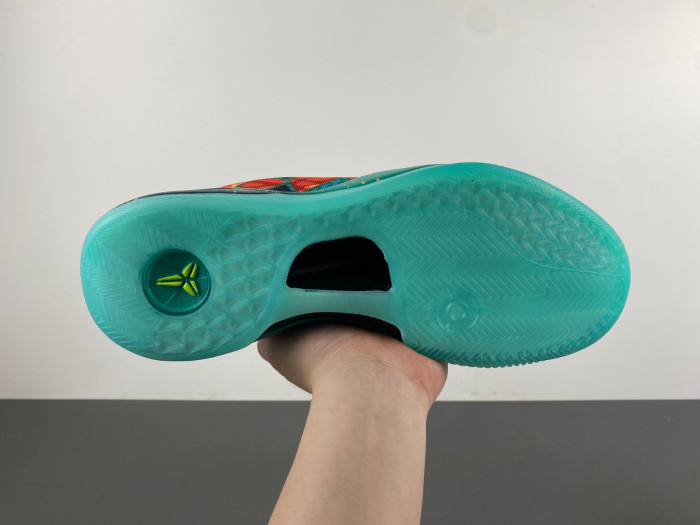 Nike Kobe 8 Protro “What The Kobe” HM9621-900