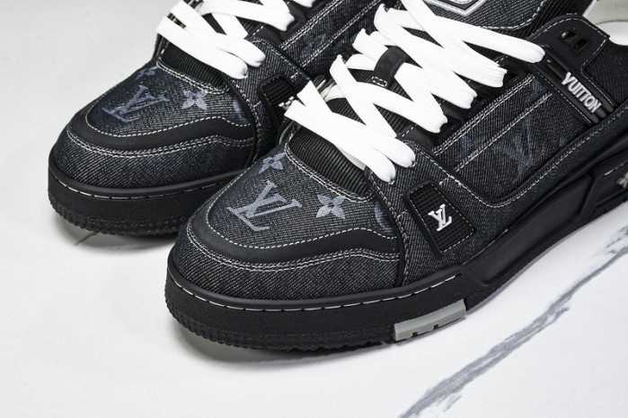 LOU1VTON SNEAKER