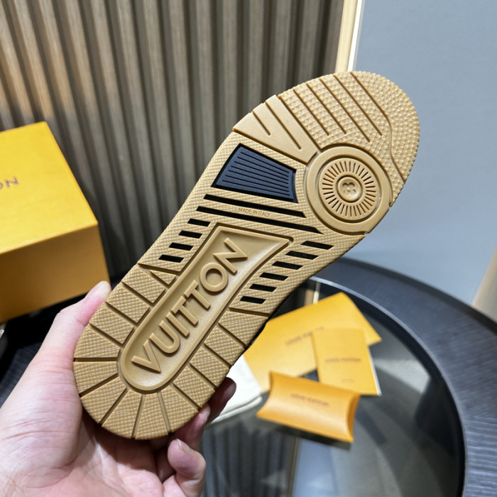 LOU1VTON SNEAKER