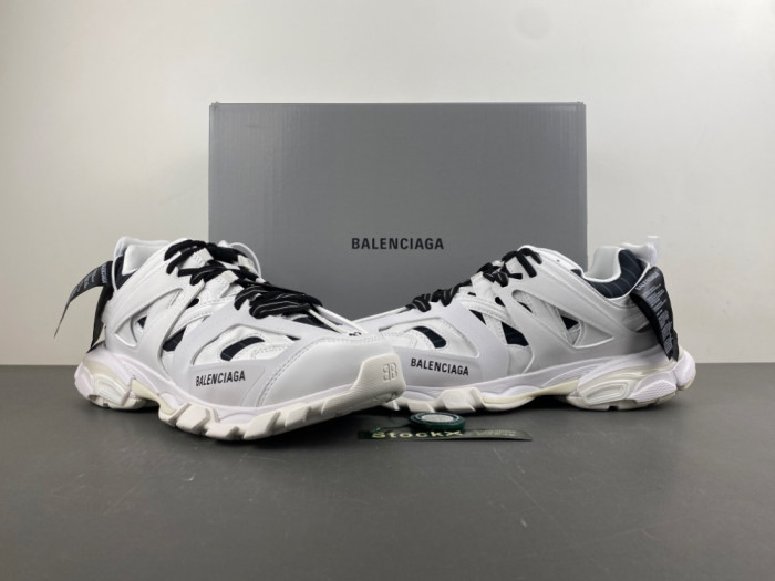belanciaga track