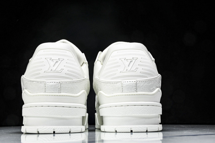 LOU1VTON SNEAKER