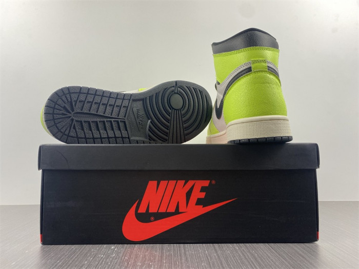 air jordan 1 high og "volt" 555088-702