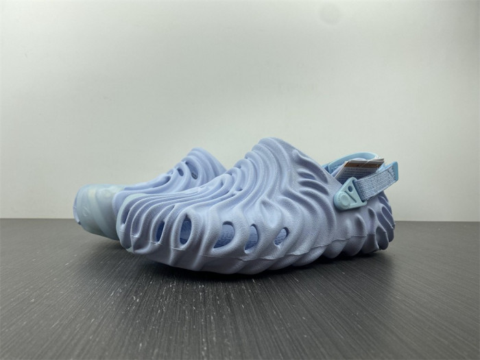 Cr*0*s pollex clog by salehe bembury urchin