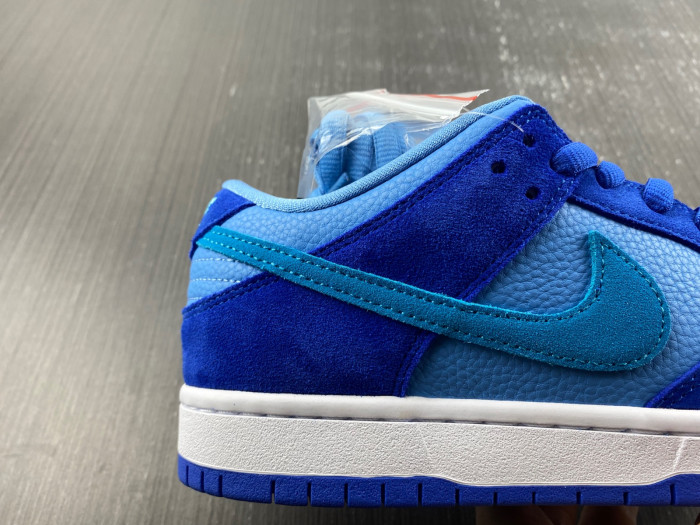 nike sb dunk low "blue raspberry" dm0807-400