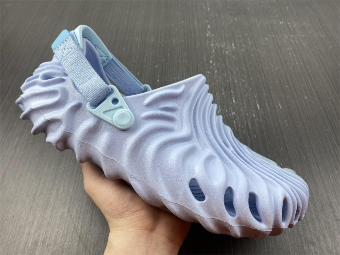 Cr*0*s pollex clog by salehe bembury urchin