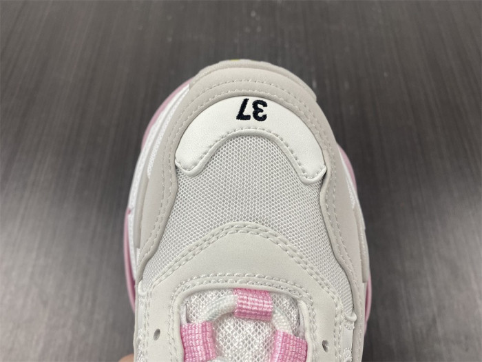 blc* triple s trainer