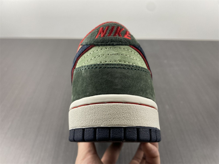 katsuhiro otomo x nike dunk low "steam boy"