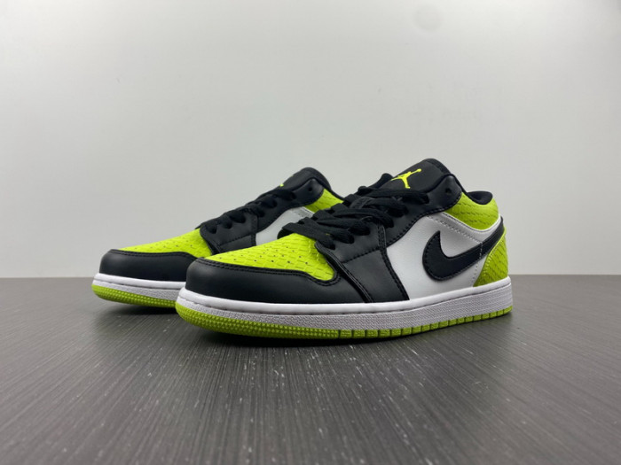 air jordan 1 low "vivid green snakeskin" dx4446-301