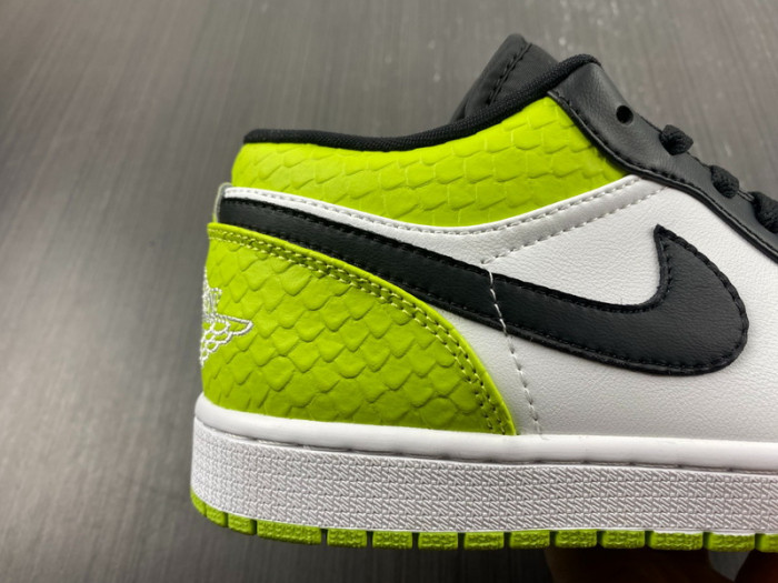 air jordan 1 low "vivid green snakeskin" dx4446-301