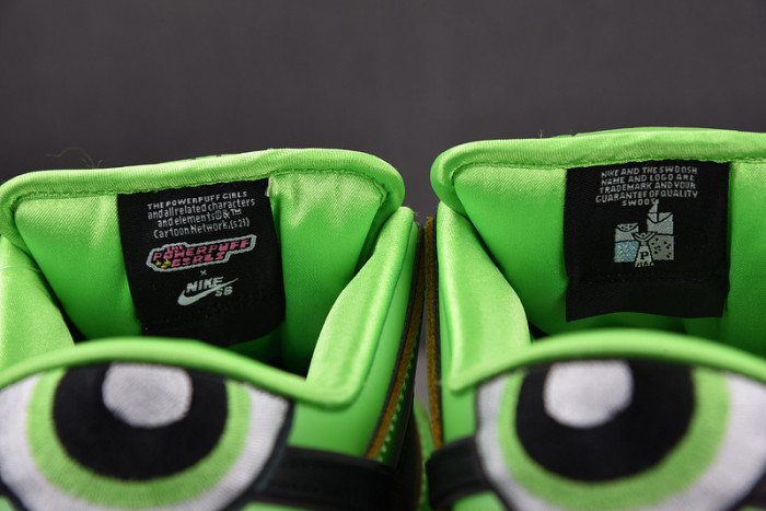 the powerpuff girls x nike sb dunk low “buttercup” fz8319-300