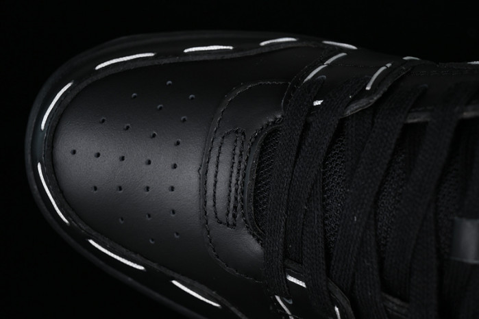 OFF-WHITE Out Of Office