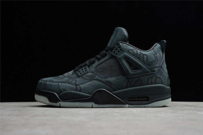 kaws x air jordan 4 retro ''black'' 930155-001