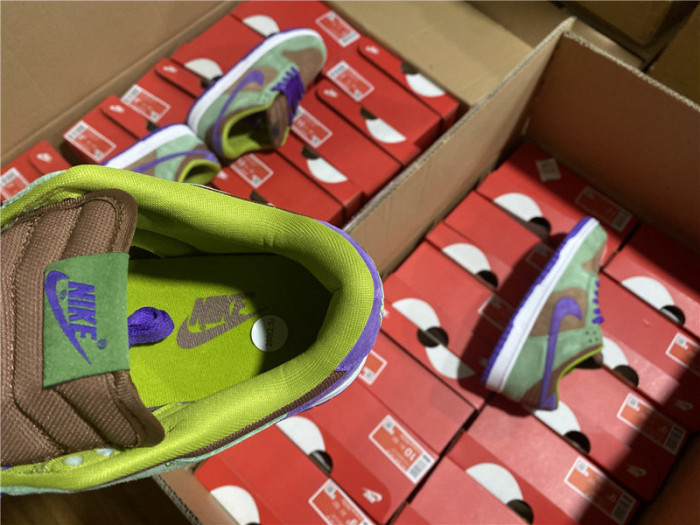 nike dunk low veneer da1469-200