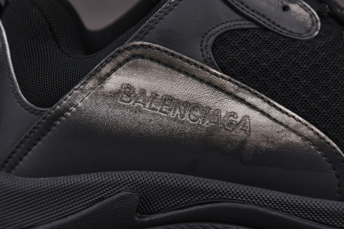 blc* triple s trainer