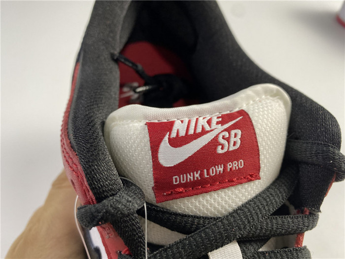 nike sb dunk low chicago bq6817-600