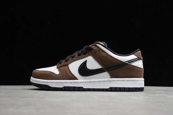 nike sb dunk low white black trail end brown - 304292-102